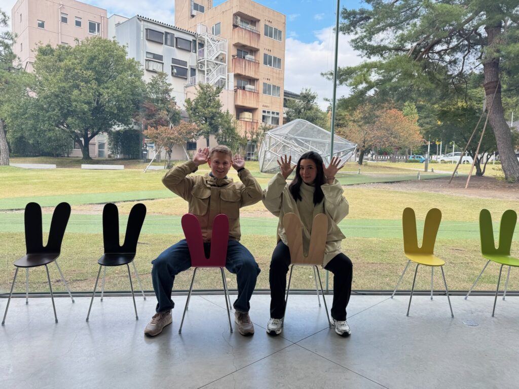 Walking through Kanazawa with local food tour guide Yuji
