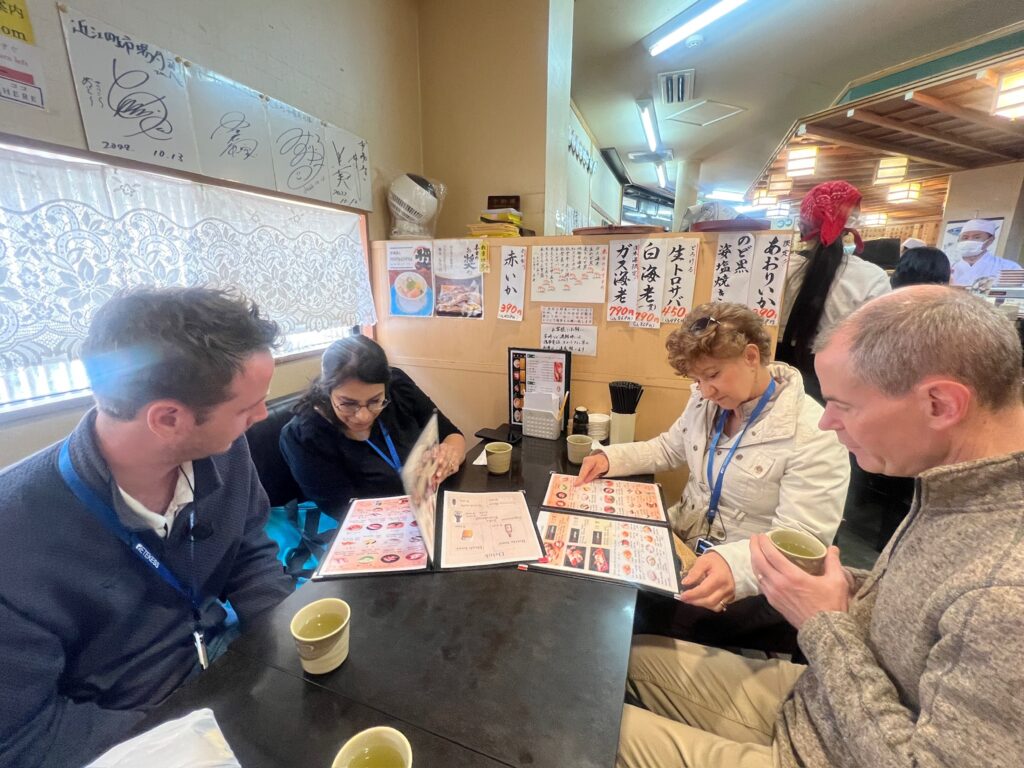 kanazawa walking tour local food recommendations